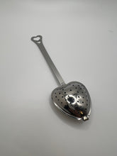 Load image into Gallery viewer, Heart tea steeper